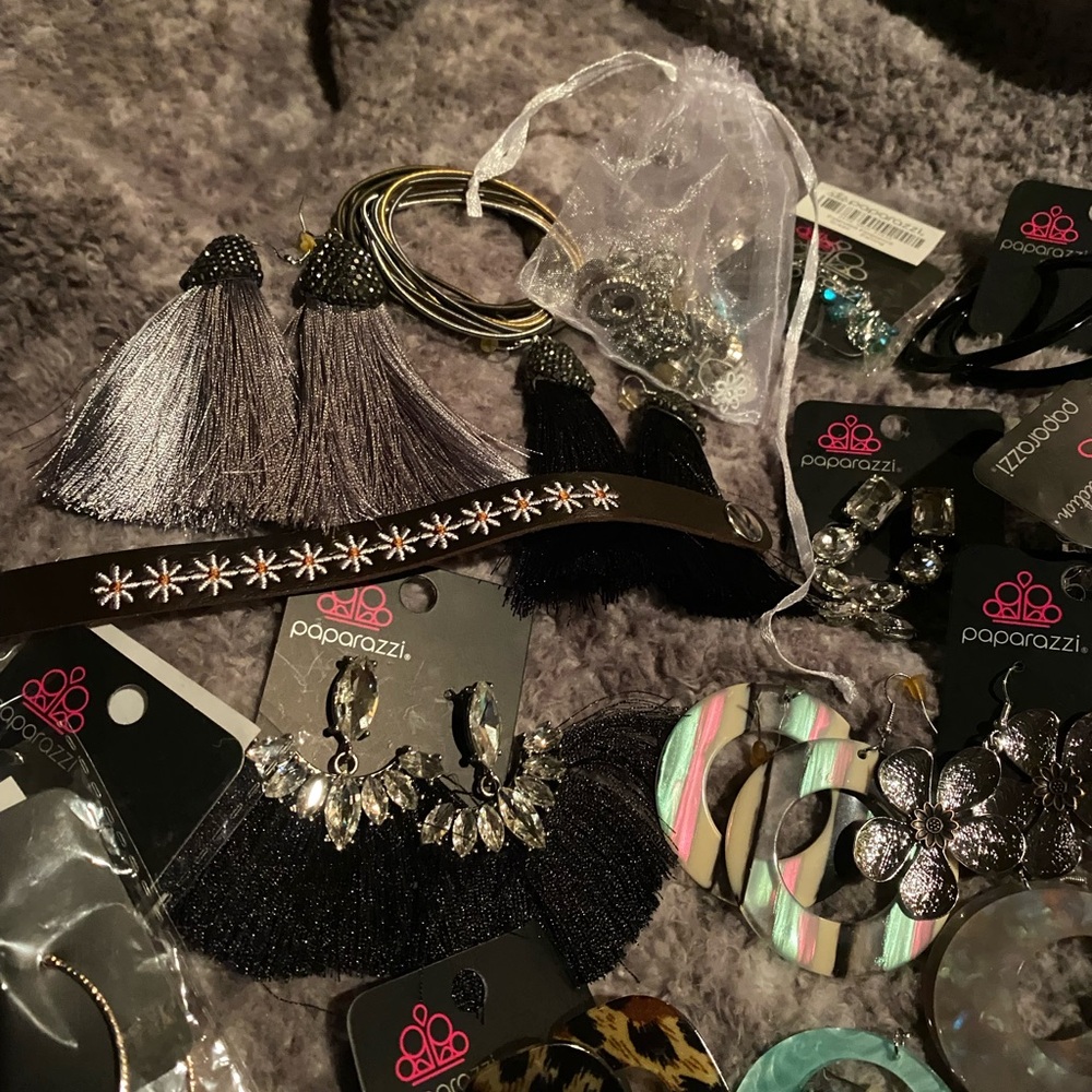 Paparazzi misc. earrings/bracelets